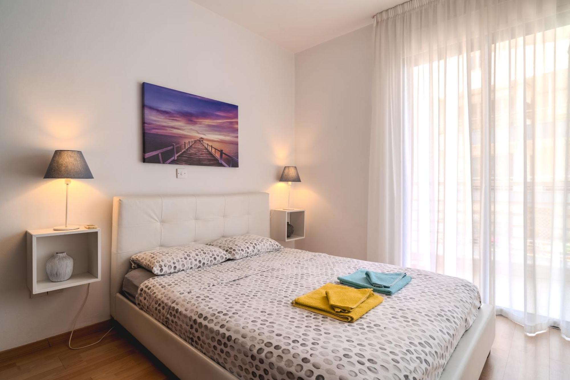 Violet Dusk City Center Flat Larnaca Exterior photo